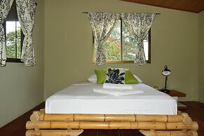 La Qhia Eco Retreat