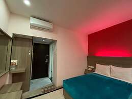 Hotel Kharisma