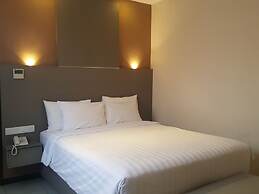 Hotel Kharisma