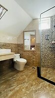 Pinus Hotel