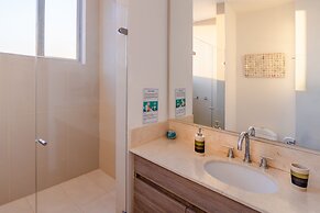 Adlas Condo by the Beach