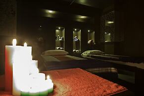 Golden Sunrise & Spa