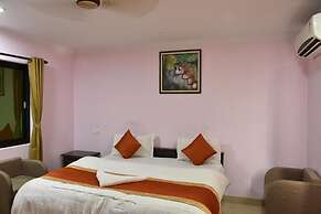 Hotel Sarweshwary