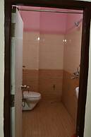 Hotel Sarweshwary