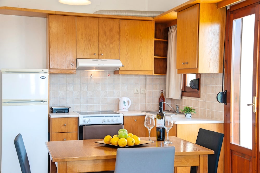 Island Suites
