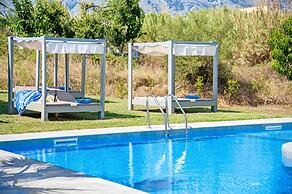 Island Suites