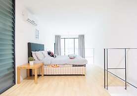 Empire Soho by SYNC