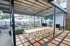 Villa Jhoana Resort