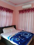 Hotel Zamarrud Palace