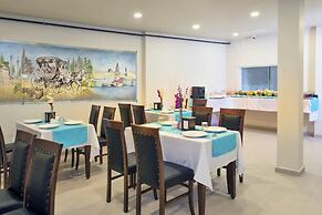 Perapolis Hotel
