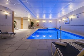 Rooms by Alexandra Hotel