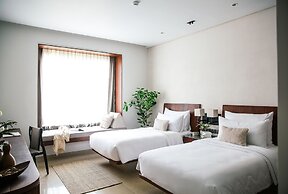 Treeline Urban Resort