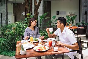 Treeline Urban Resort