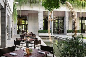 Treeline Urban Resort