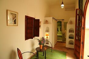Dar Warda
