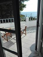 Villa Lambros