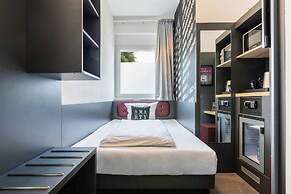 SMARTY Airport Cologne Hotel