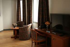 Hotel de La Tour