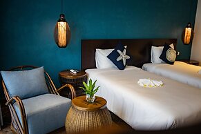 The Blue Alcove