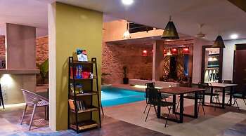 Oasis Fresh Hotel