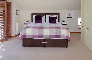 Castleview - Newton Steading