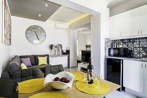 Talos Luxury Suites