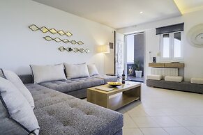 Talos Luxury Suites
