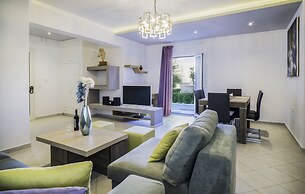 Talos Luxury Suites