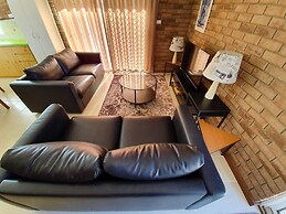 Ocean Beach Chalet 16