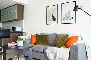 Phaedrus Living: Seaside Luxury Flat Lighthouse 53