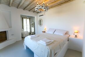 Anthi House