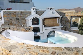 Anthi House