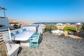 Anthi House