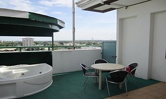 Natalia Hotel