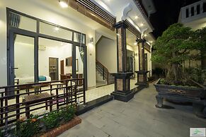 River Waves Villa