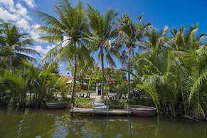 River Waves Villa