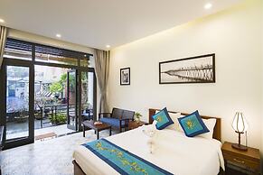 River Waves Villa