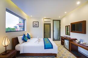 River Waves Villa