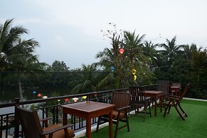 River Waves Villa