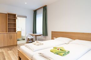 Flöckner B & B