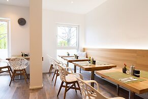 Flöckner B & B