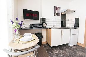 Snooze Apartments Flat 51
