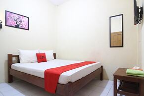 RedDoorz @ Jalan Parangtritis