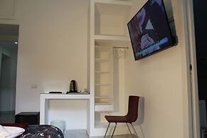 Empire Suites