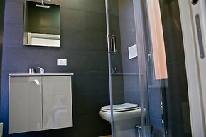 Empire Suites