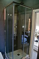 Empire Suites