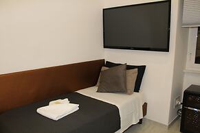 Empire Suites