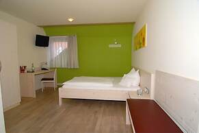 RotHweinHotel