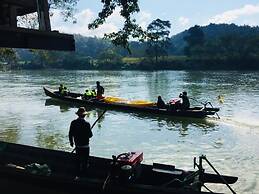 Mr. Charles Riverview Lodge