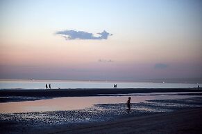 Beach Hotel Zandvoort BY Center Parcs